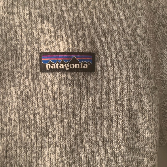 gray patagonia zip up - Picture 2 of 3